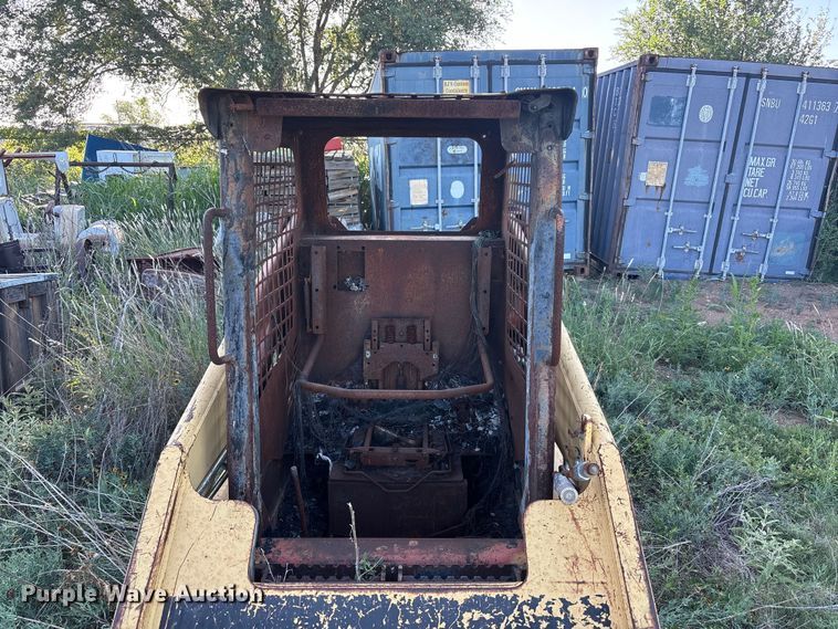 image for item JM9488 Caterpillar 216 skid steer loader