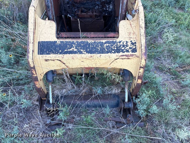 image for item JM9488 Caterpillar 216 skid steer loader