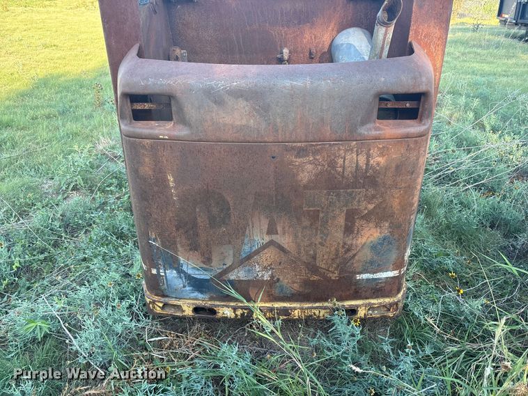image for item JM9488 Caterpillar 216 skid steer loader