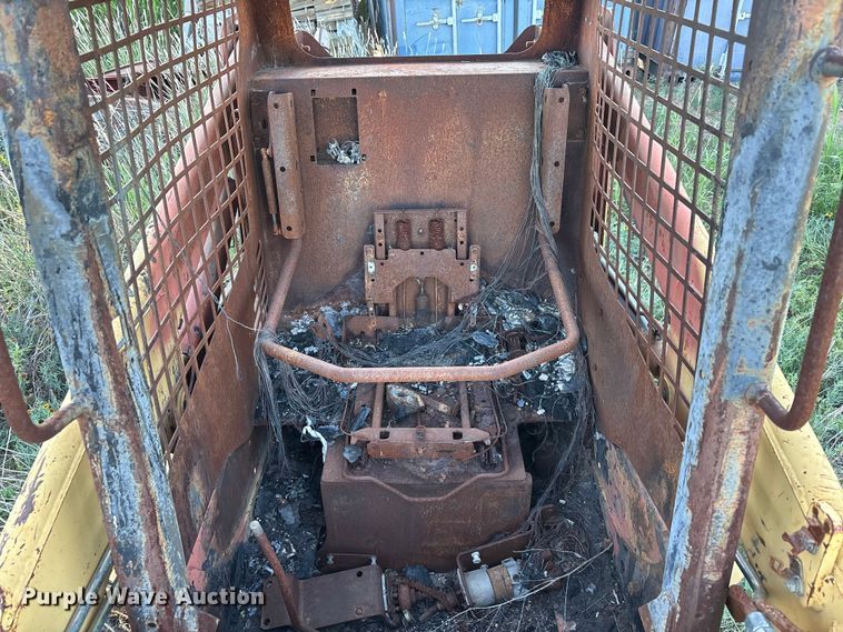 image for item JM9488 Caterpillar 216 skid steer loader