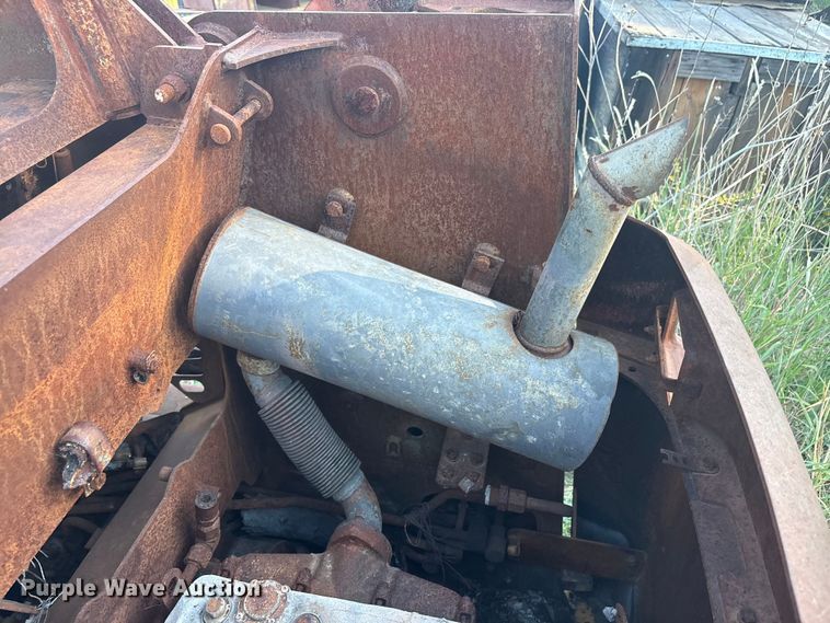 image for item JM9488 Caterpillar 216 skid steer loader