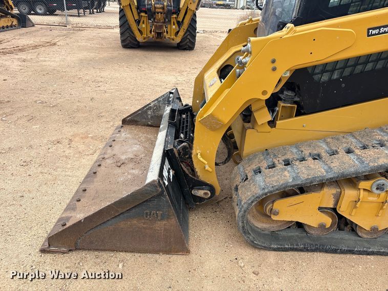 image for item JM9489 2023 Caterpillar 259D3 tracked skid steer loader