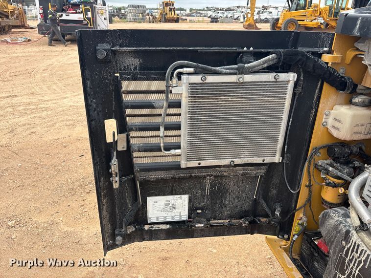 image for item JM9489 2023 Caterpillar 259D3 tracked skid steer loader