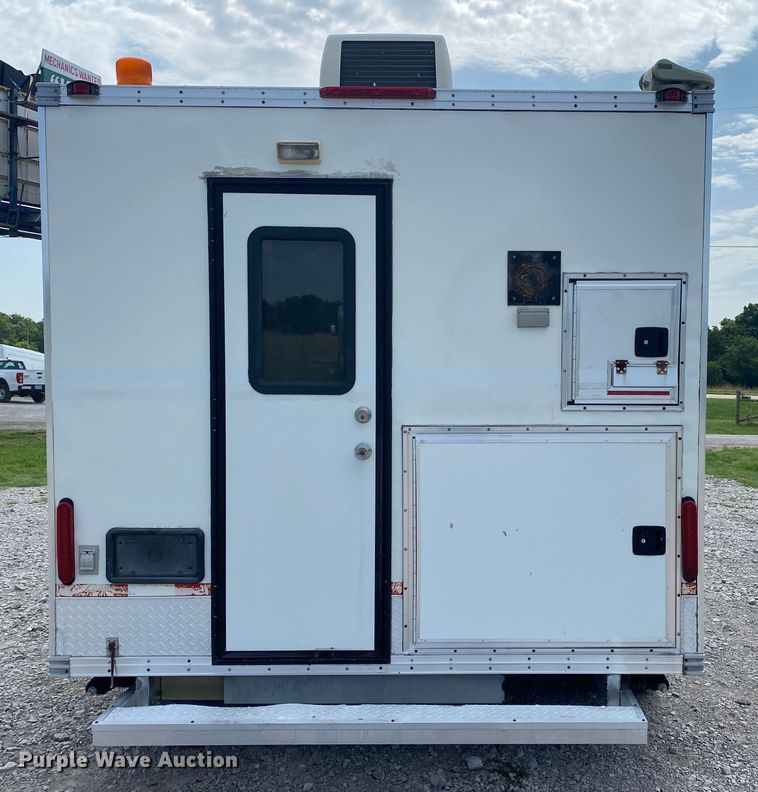 image for item JW9496 2008 Techline Engineering fiber optic trailer