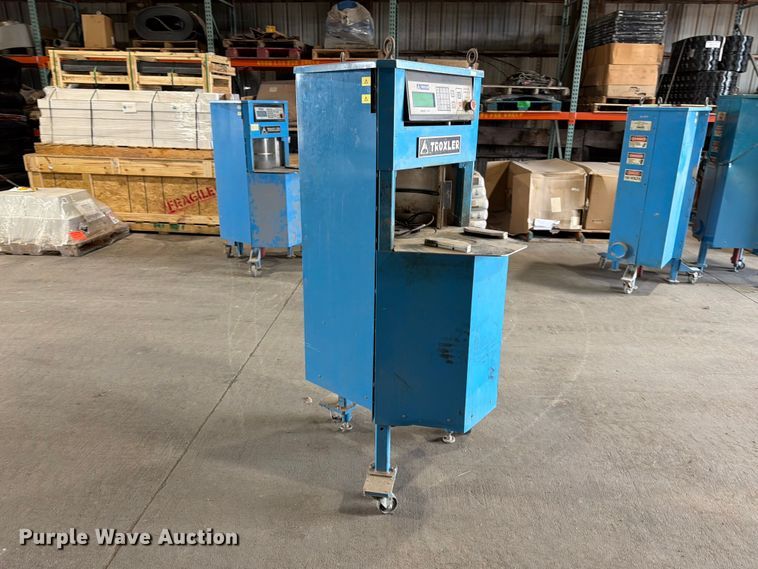 image for item MQ9047 2007 Troxler 4141 gyratory compactor