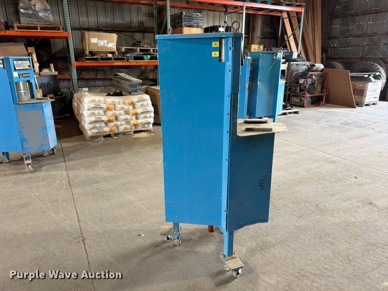 image for item MQ9047 2007 Troxler 4141 gyratory compactor