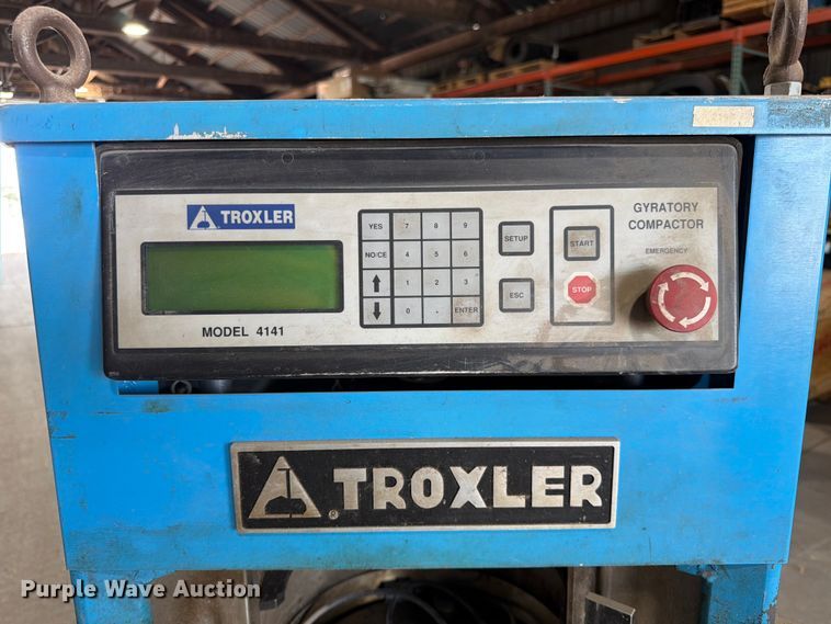 image for item MQ9047 2007 Troxler 4141 gyratory compactor