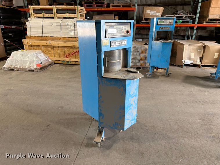image for item MQ9048 Troxler 4141 gyratory compactor