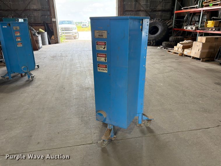 image for item MQ9048 Troxler 4141 gyratory compactor