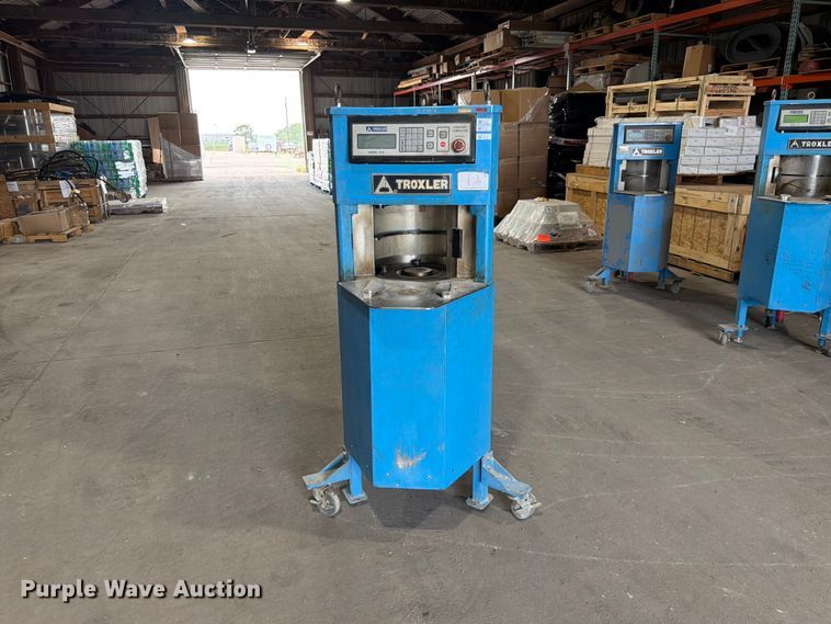 image for item MQ9049 Troxler 4141 gyratory compactor