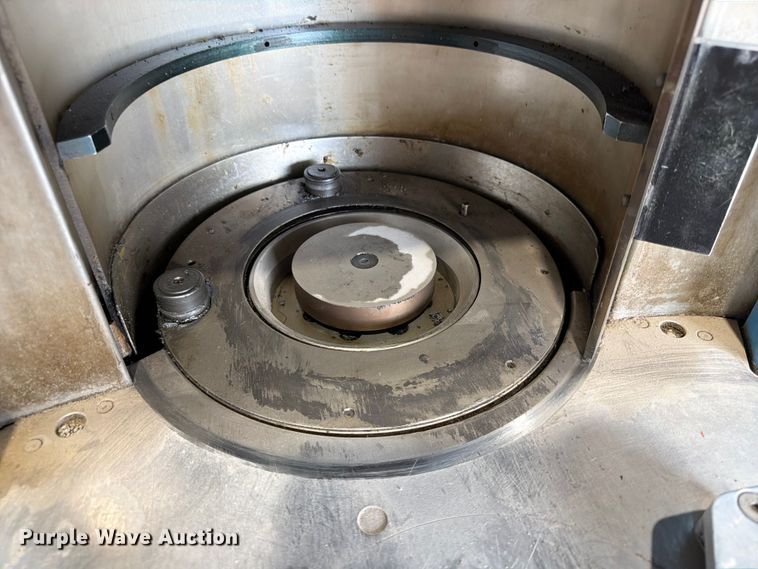 image for item MQ9049 Troxler 4141 gyratory compactor