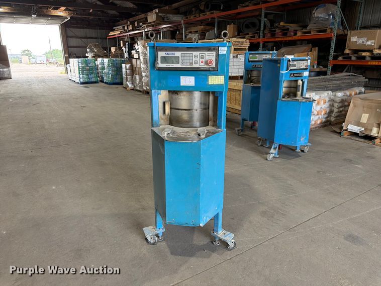 image for item MQ9050 2002 Troxler 4141 gyratory compactor