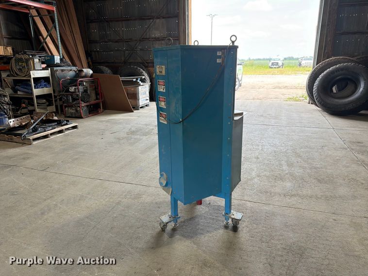 image for item MQ9050 2002 Troxler 4141 gyratory compactor