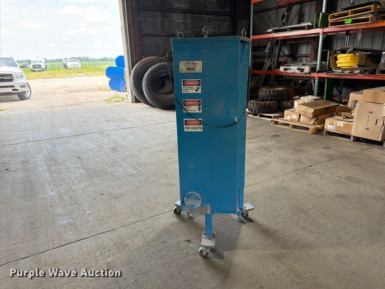 image for item MQ9050 2002 Troxler 4141 gyratory compactor