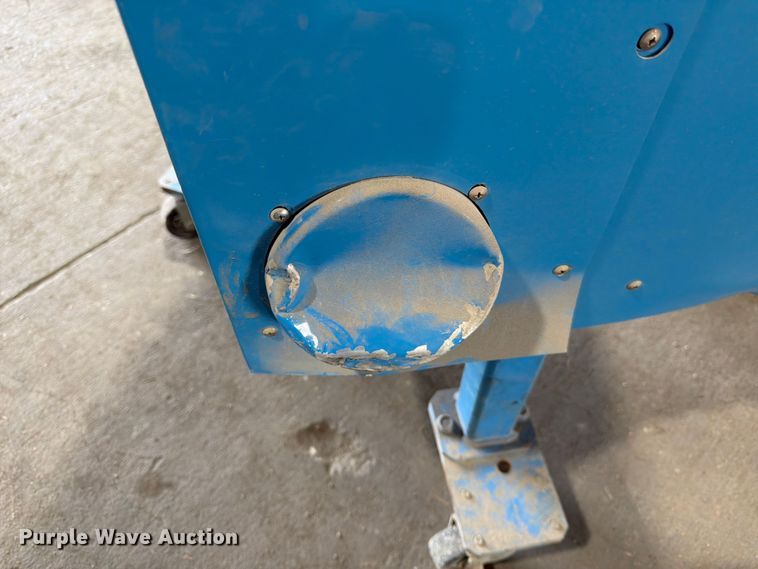 image for item MQ9050 2002 Troxler 4141 gyratory compactor