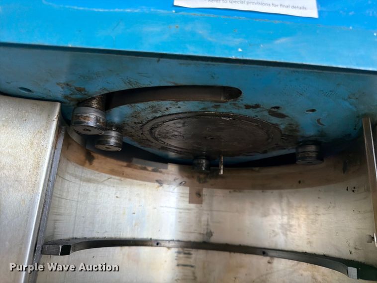image for item MQ9050 2002 Troxler 4141 gyratory compactor