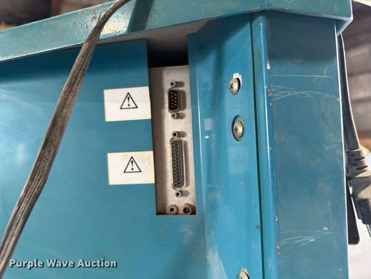 image for item MQ9050 2002 Troxler 4141 gyratory compactor