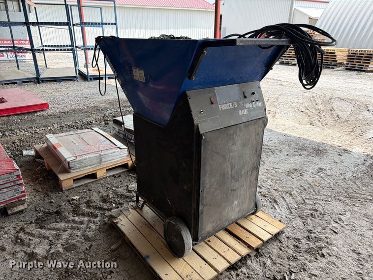 image for item MQ9062 Intec Force 3 3.0 insulation blower