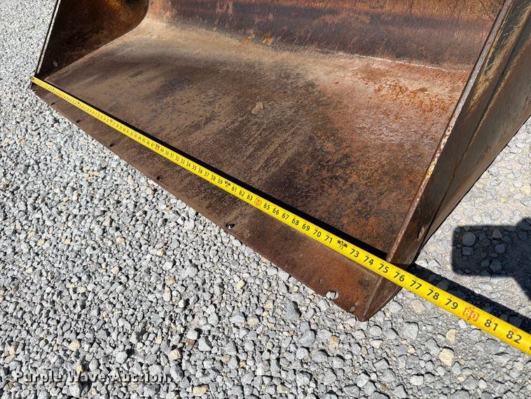image for item MZ9764 2007 Bobcat S300 skid steer loader