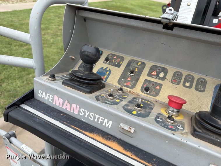 image for item MZ9769 2018 Manitou Man Go 33 boom lift