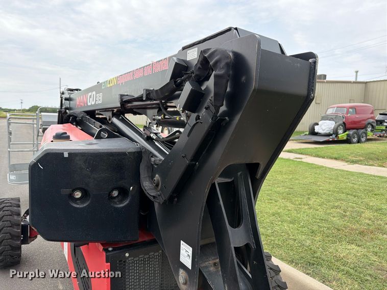 image for item MZ9769 2018 Manitou Man Go 33 boom lift