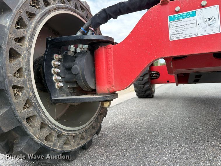 image for item MZ9769 2018 Manitou Man Go 33 boom lift