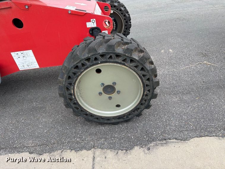 image for item MZ9769 2018 Manitou Man Go 33 boom lift