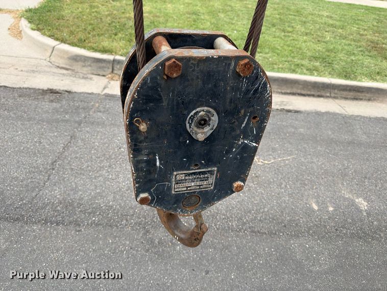 image for item MZ9770 Shuttlelift 5540 crane