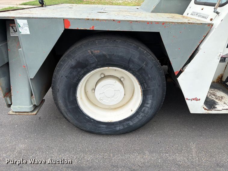 image for item MZ9770 Shuttlelift 5540 crane