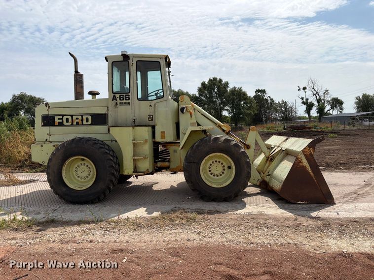 image for item MZ9797 1982 Ford A-66 wheel loader
