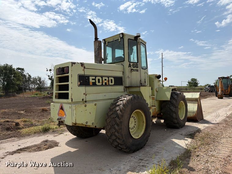 image for item MZ9797 1982 Ford A-66 wheel loader