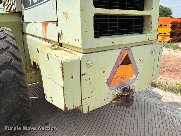 image for item MZ9797 1982 Ford A-66 wheel loader