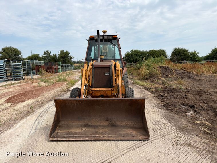image for item MZ9798 1994 Case 580 Super K backhoe