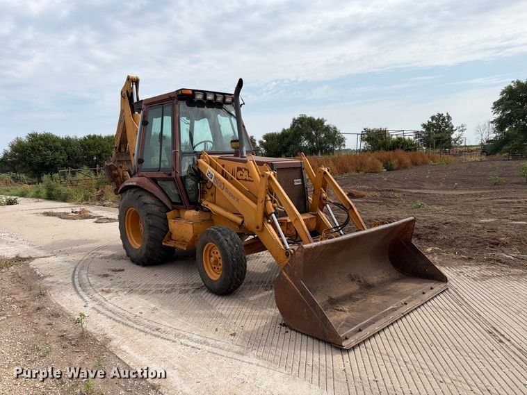 image for item MZ9798 1994 Case 580 Super K backhoe