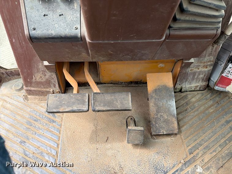 image for item MZ9798 1994 Case 580 Super K backhoe