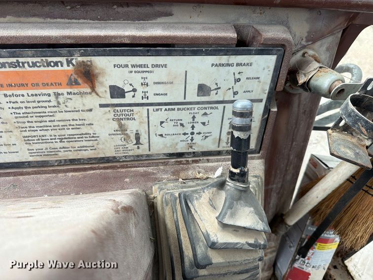 image for item MZ9798 1994 Case 580 Super K backhoe