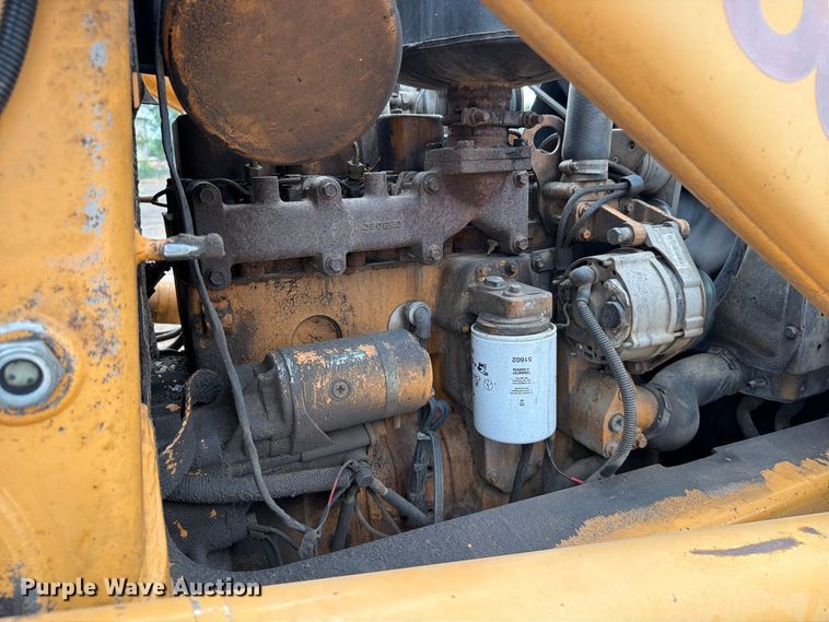 image for item MZ9798 1994 Case 580 Super K backhoe