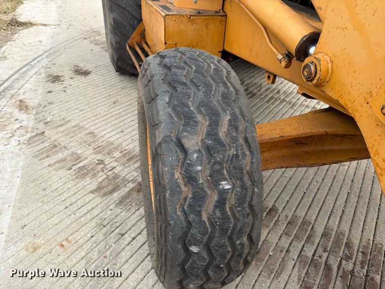 image for item MZ9798 1994 Case 580 Super K backhoe