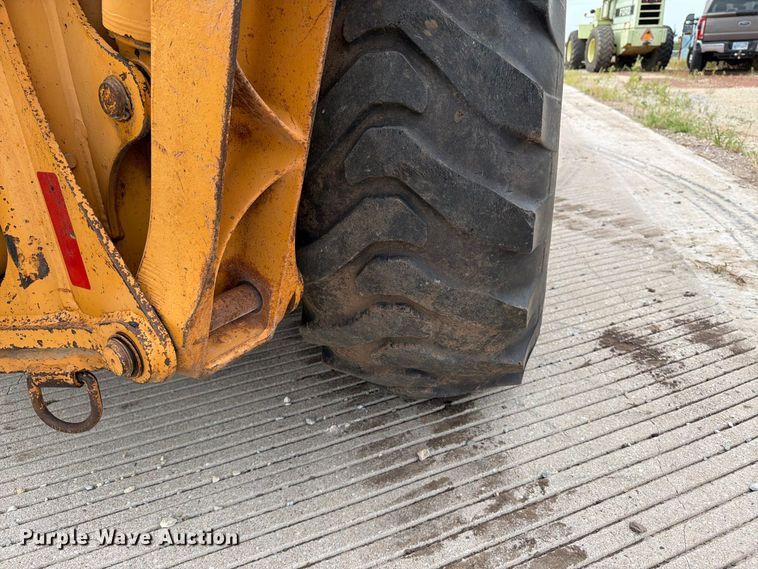 image for item MZ9798 1994 Case 580 Super K backhoe