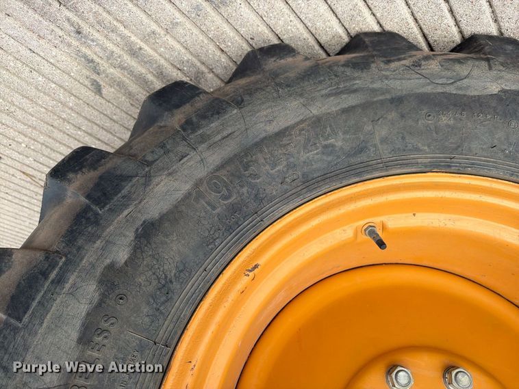 image for item MZ9798 1994 Case 580 Super K backhoe