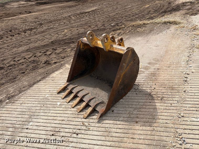 image for item MZ9798 1994 Case 580 Super K backhoe