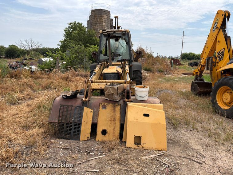 image for item MZ9806 Ford 555D backhoe