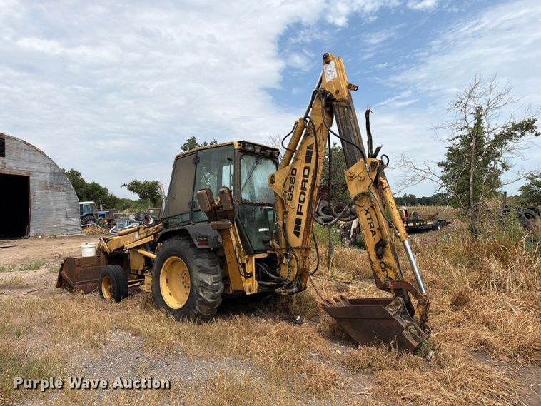image for item MZ9806 Ford 555D backhoe