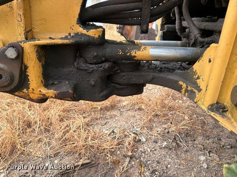 image for item MZ9806 Ford 555D backhoe