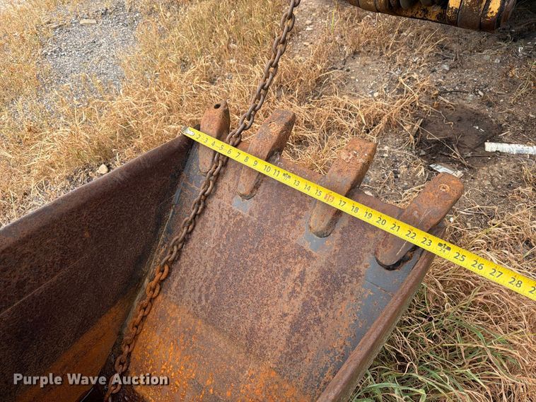 image for item MZ9806 Ford 555D backhoe