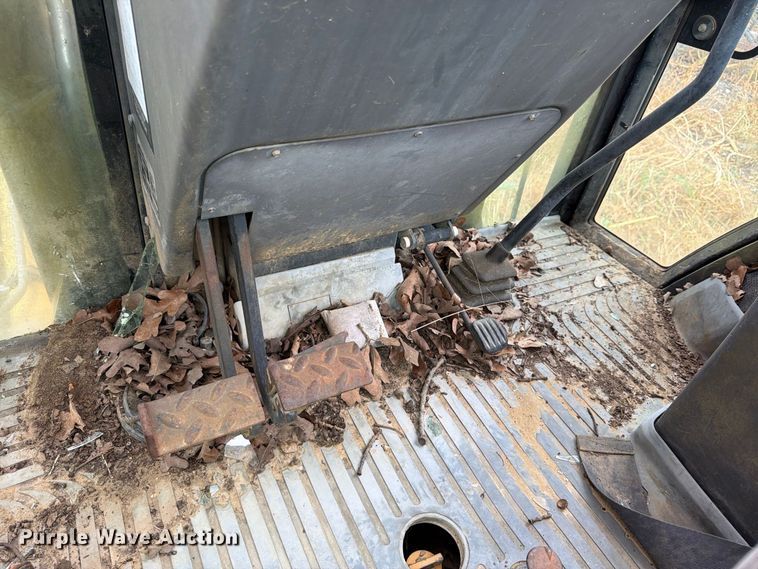 image for item MZ9806 Ford 555D backhoe
