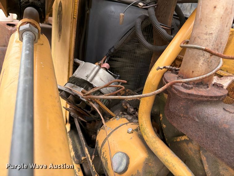 image for item MZ9806 Ford 555D backhoe