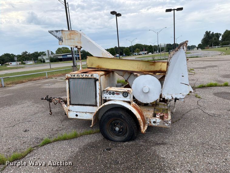 image for item MZ9807 Wayne 16T318 wood chipper