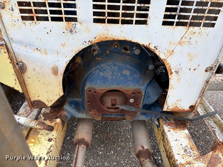 image for item MZ9807 Wayne 16T318 wood chipper