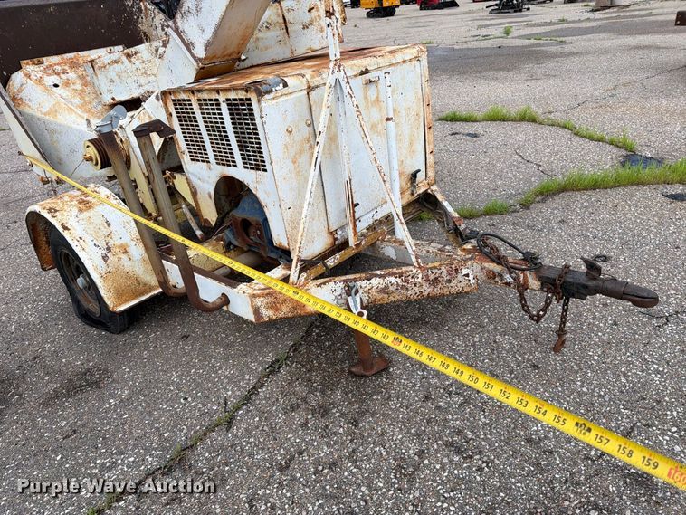 image for item MZ9807 Wayne 16T318 wood chipper